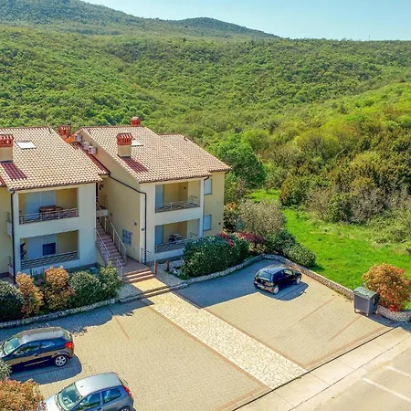 Apartment Amazing In Labin With Kitchen *